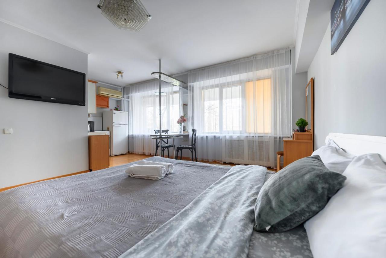 Apartamento На Проспекте Ленина Almatý Exterior foto