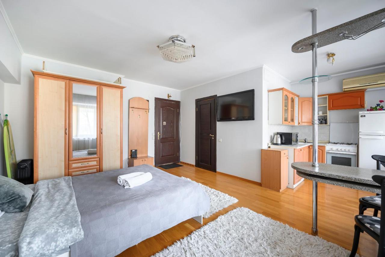 Apartamento На Проспекте Ленина Almatý Exterior foto