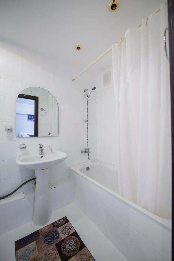 Apartamento На Проспекте Ленина Almatý Exterior foto